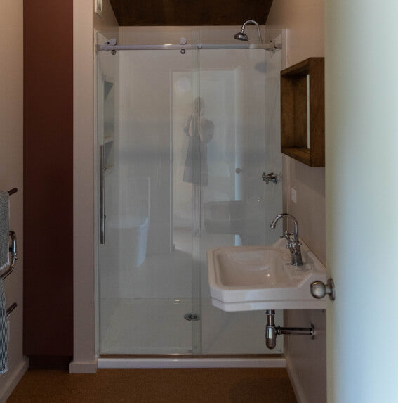 Homewerk finishes shower